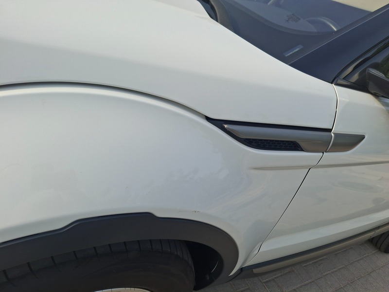 Used 2018 Range Rover Evoque for sale in Dubai